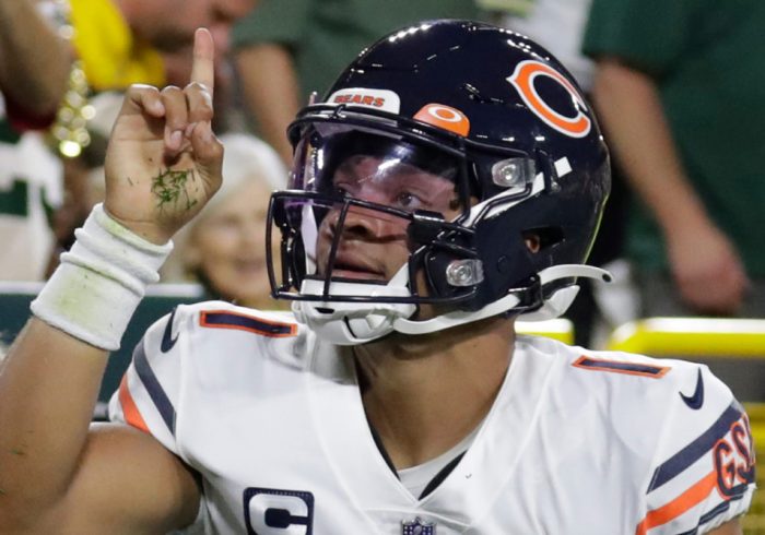 Bears’ Justin Fields Apologizes For Viral Comment That Angered Fans