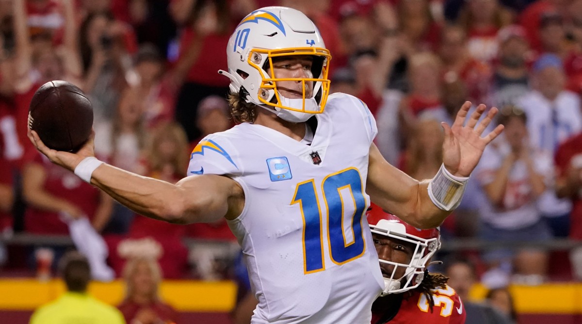 Chargers Coach Gives Injury Update on Justin Herbert