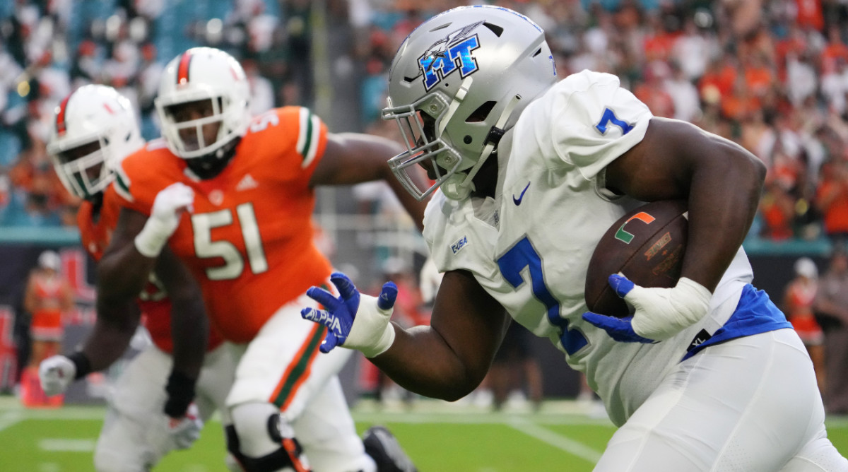 College Football World Reacts to Middle Tennessee’s Epic Upset Over Miami