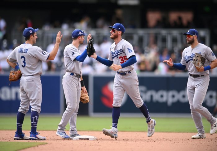 Dodgers Mistakenly Celebrate Playoff Berth Before Clinching