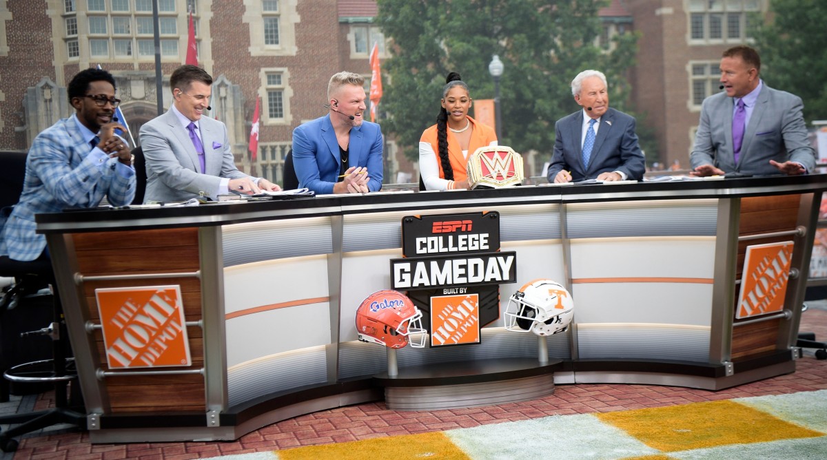 Espns College Gameday To Visit Clemson For Showdown Vs Nc State 6650