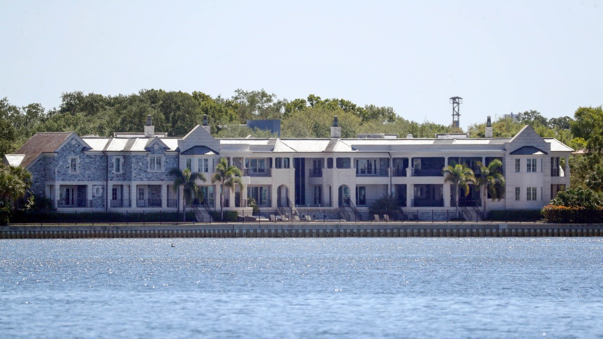 Famed Derek Jeter Home Rented by Brady Could Be Demolished