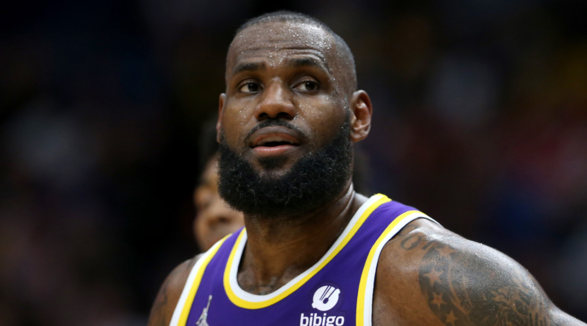 LeBron James Tweets Reaction to Robert Sarver’s Suspension