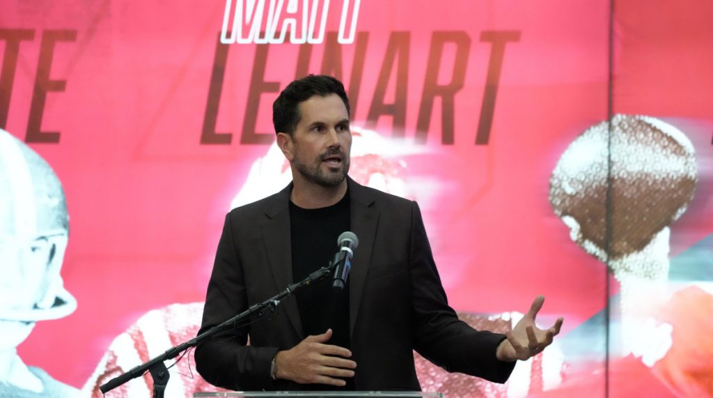 Matt Leinart Shares Opinion On Referees In Alabama’s Win Over Texas