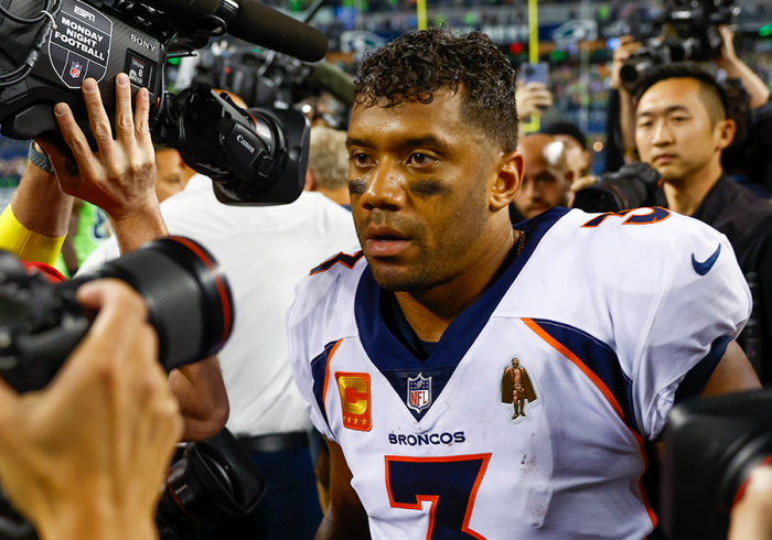 NFL World Reacts to Broncos’ Wild Game-Losing Decision in Seattle