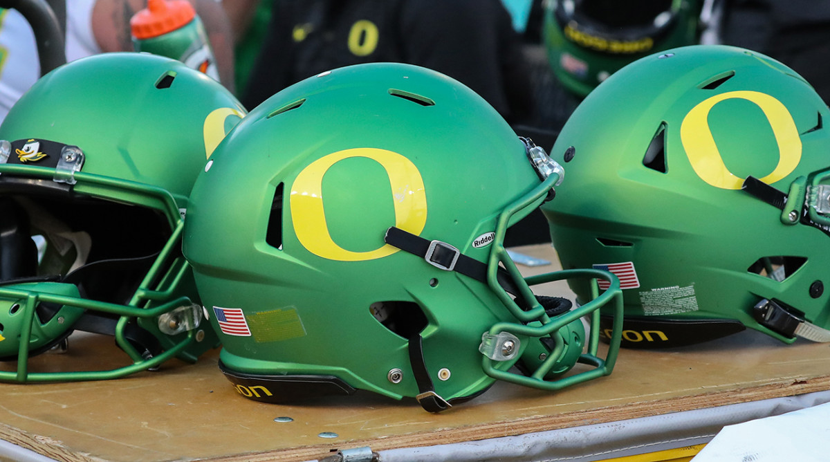 Oregon Issues Apology for Students’ Vulgar Chant at Game vs. BYU