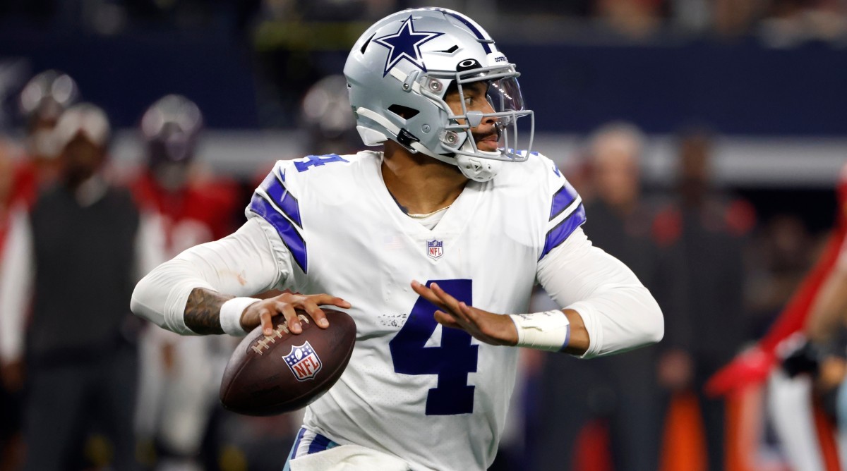 Report: Cowboys ‘Unlikely’ to Pursue QB Trade After Prescott Injury