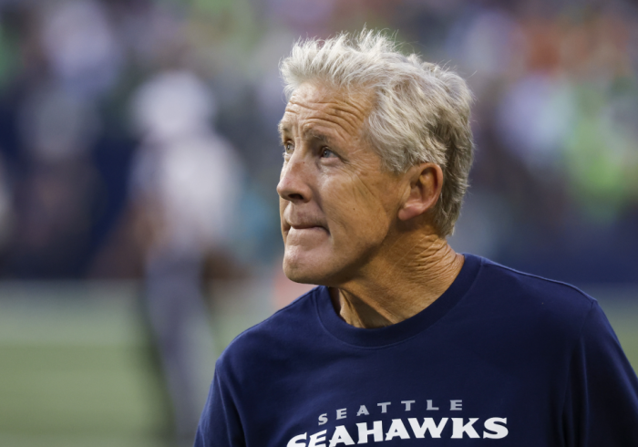 Seahawks’ Carroll Doesn’t Know if Adams Will Be Out Entire Season