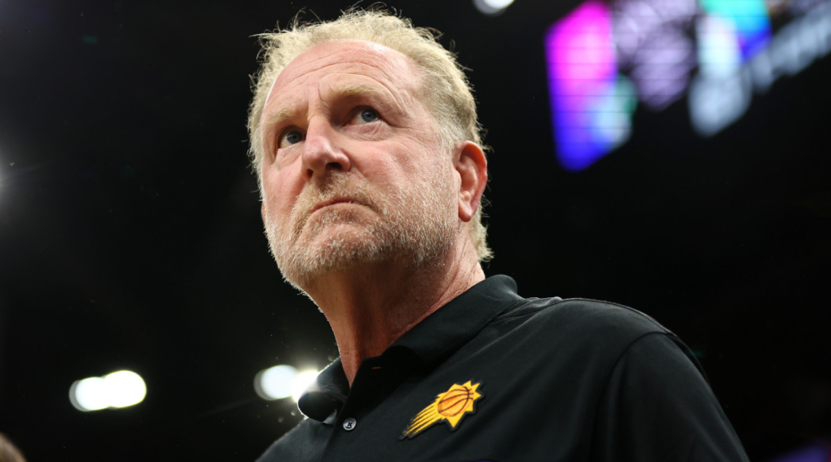 Suns Minority Owner Calls for Sarver’s Resignation After Suspension