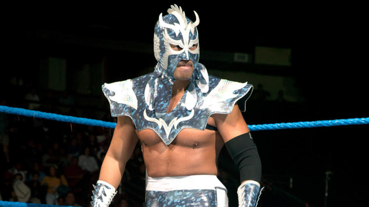 A Lucha Libre Legend Returns to the United States