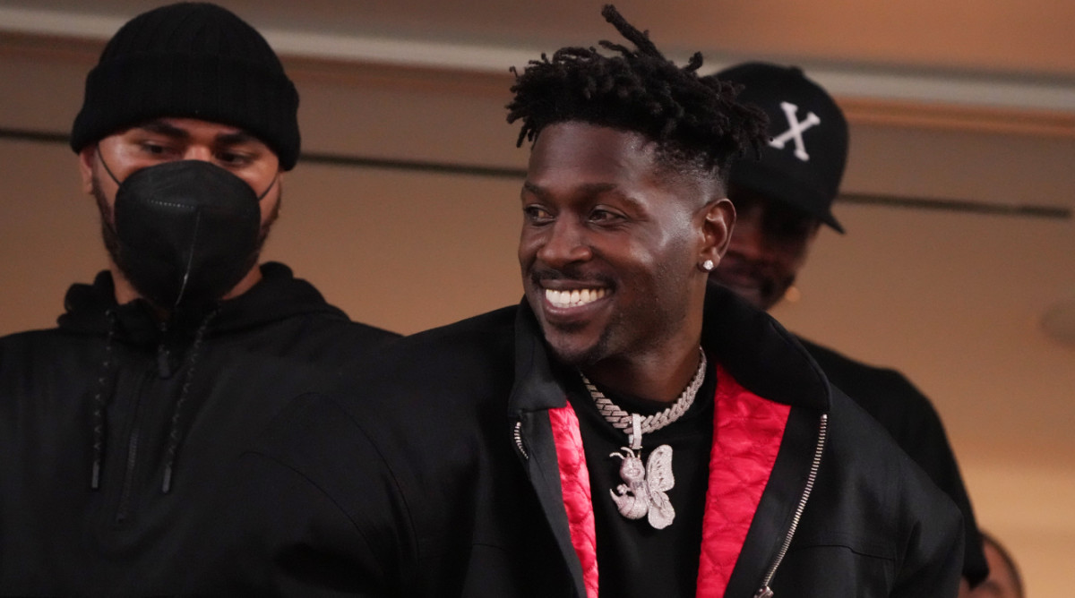 Antonio Brown Says He Will Remain President of Ye’s Donda Sports