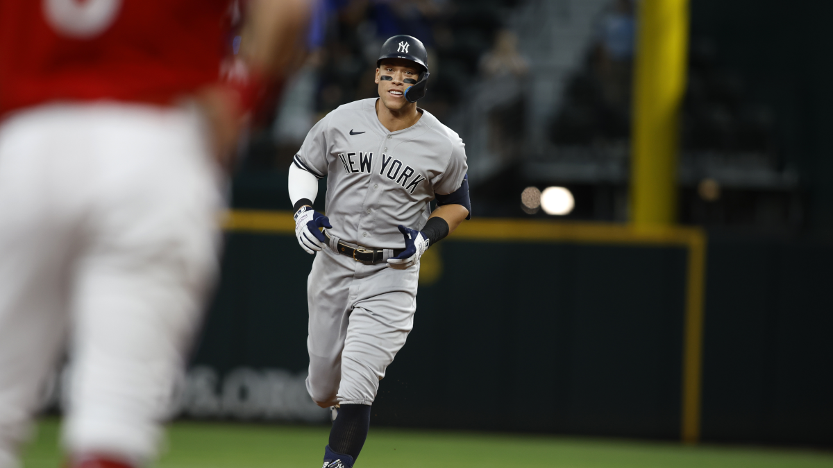 Baseball World Reacts to Aaron Judge’s 62nd Home Run of 2022