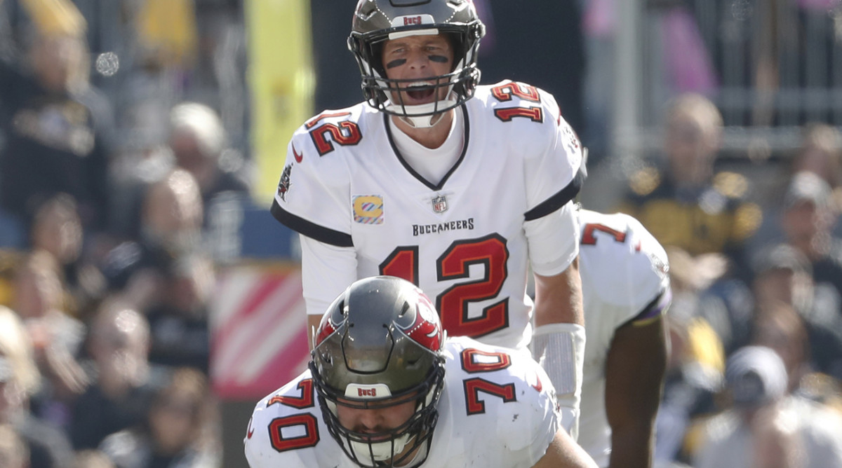 Bucs Center Addresses Viral Clip of Brady Chewing Out O-Line