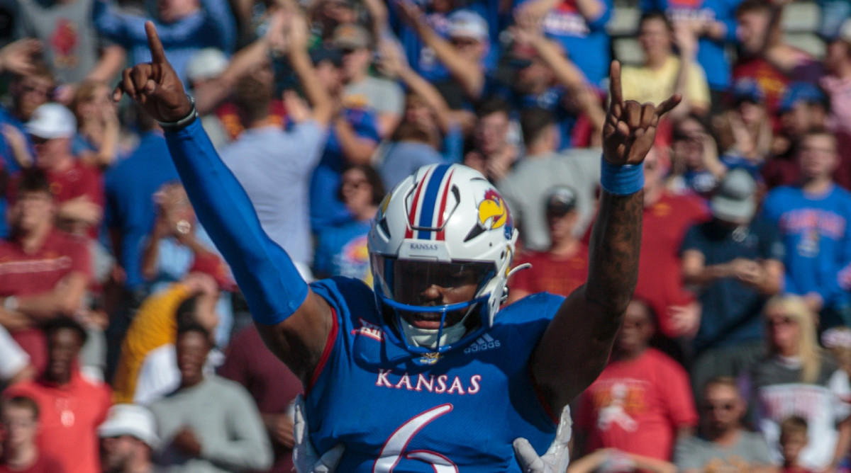 CFB World Challenges AP Poll to Rank Undefeated Kansas