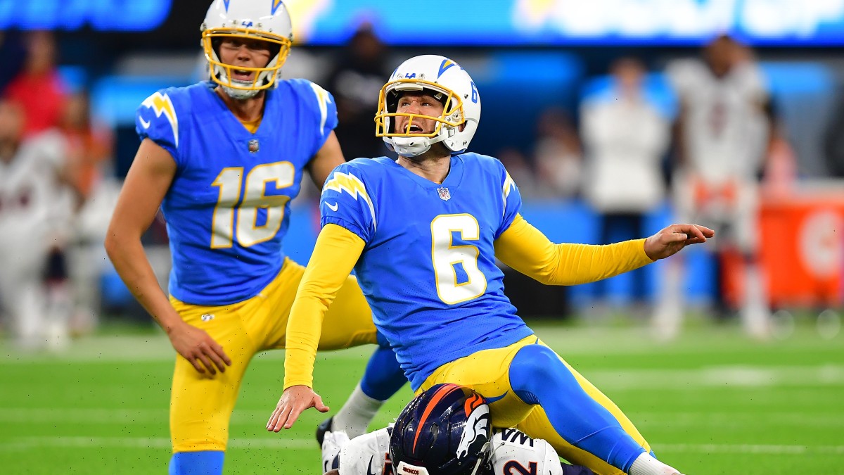 Chargers Kicker Drills Game-Winning Kick With Injured Leg vs. Broncos