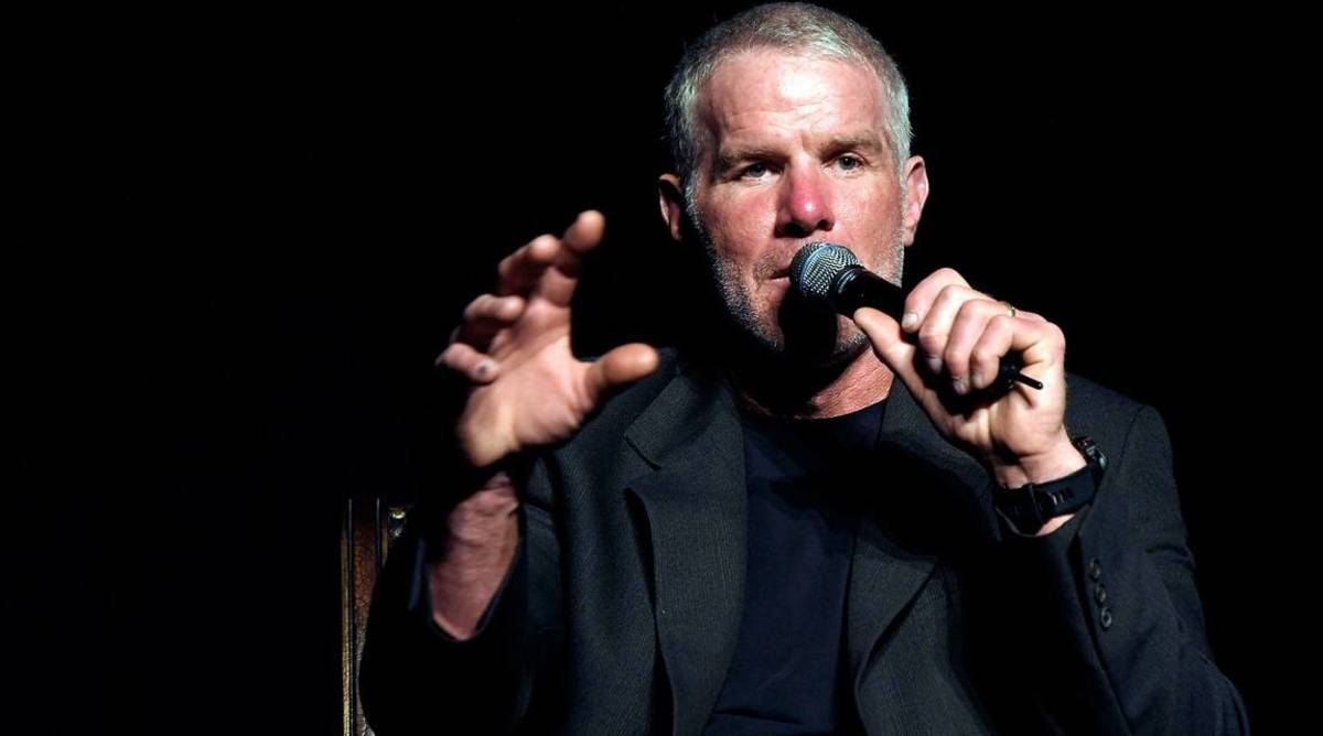 Favre Releases Statement About Welfare Fraud Allegations