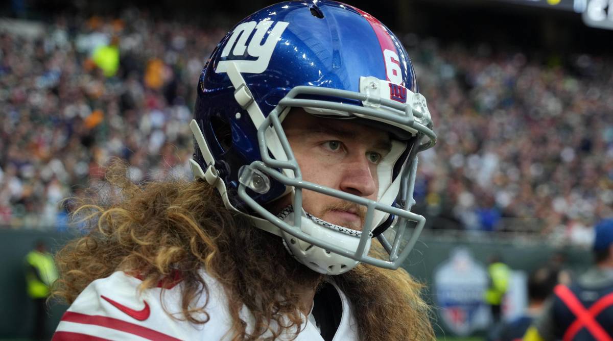 Giants’ Jamie Gillan Remains in London Due to Passport Issue, per Report