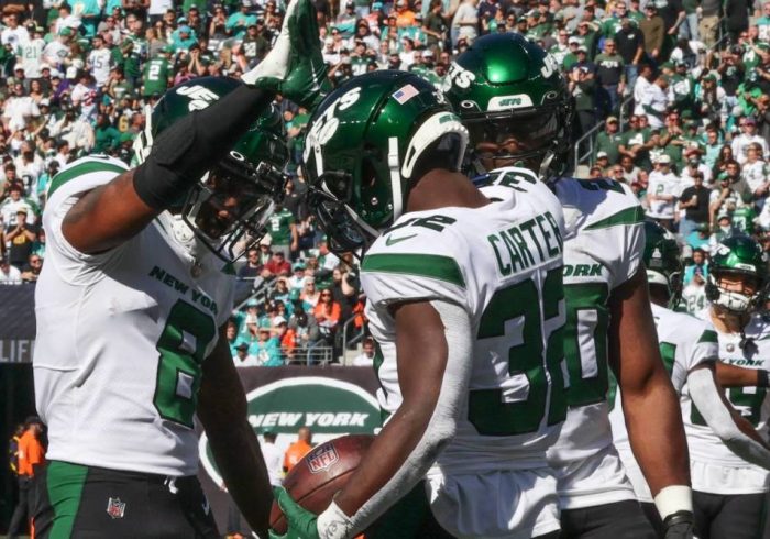 Jets’ Michael Carter Trolls Jaylen Waddle’s Touchdown Celebration