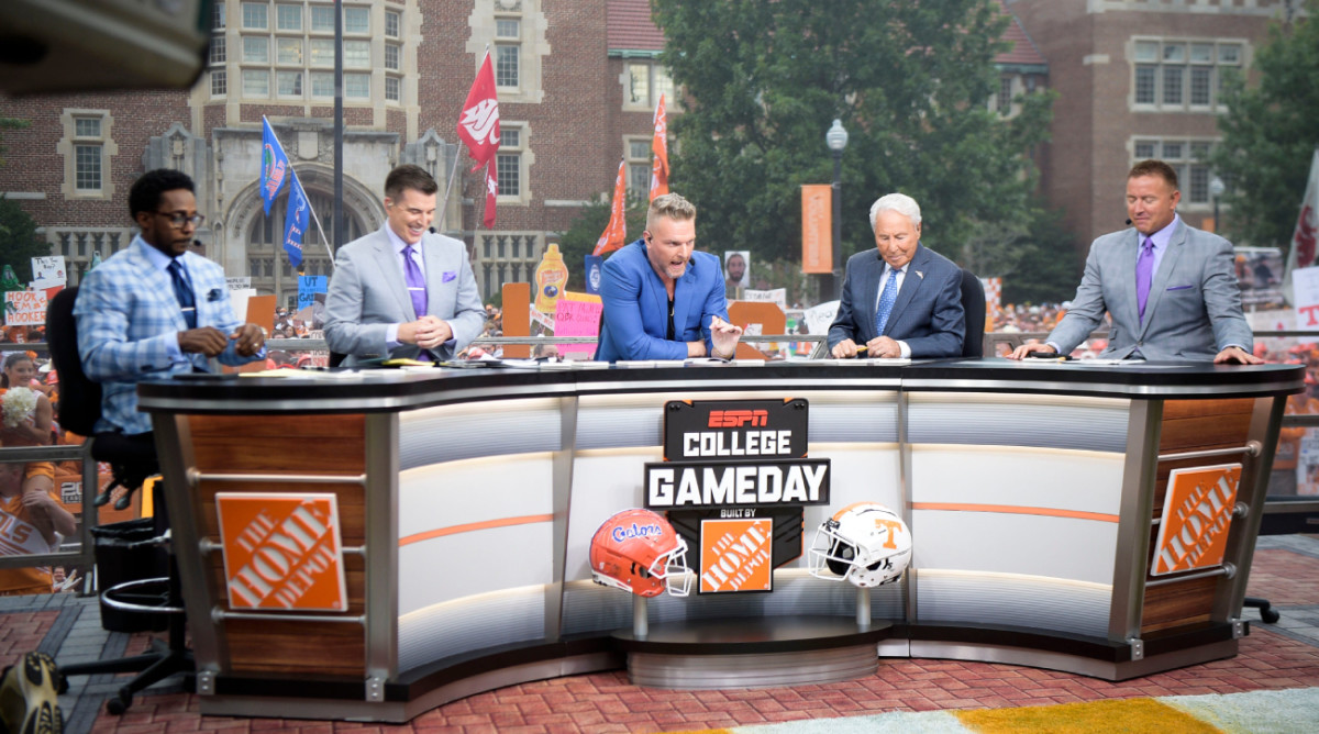 Kirk Herbstreit Says ‘College Gameday’ Is Going to Knoxville After Online Rumors