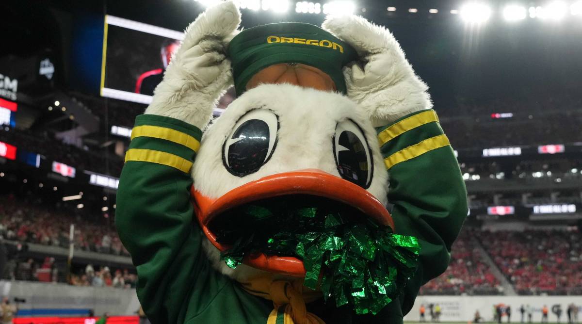 Live Duck Got Loose on ‘College GameDay’ Set