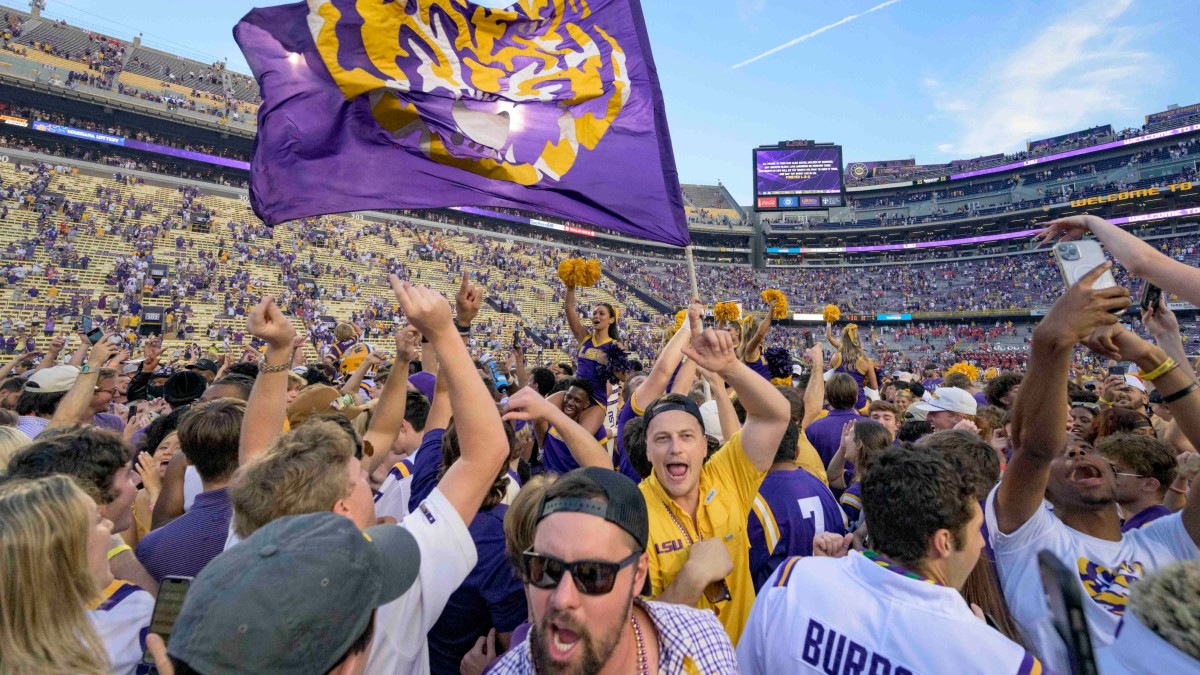 LSU Fined After Fans Stormed Field to Celebrate Win Over Ole Miss