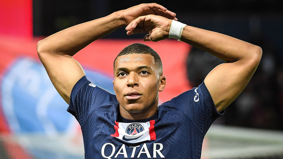 Mbappe Drama Continues to Follow, Overshadow PSG