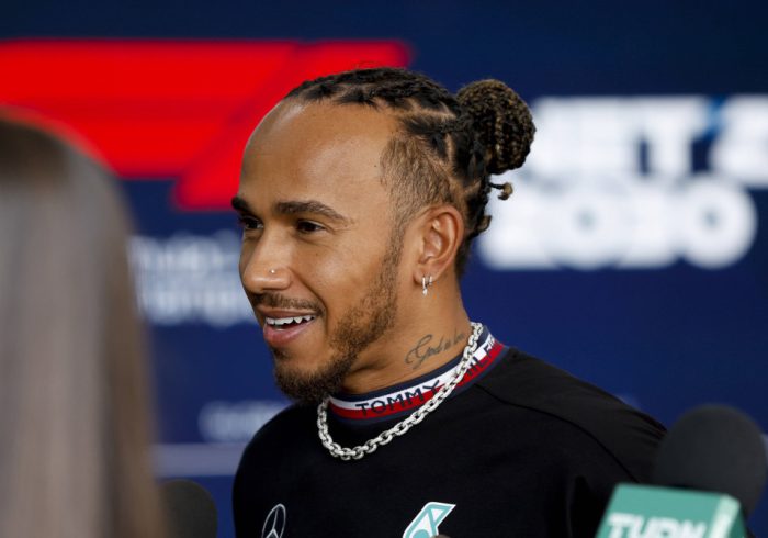 Mercedes Boss Compares Hamilton to Brady With Possible F1 Career Move