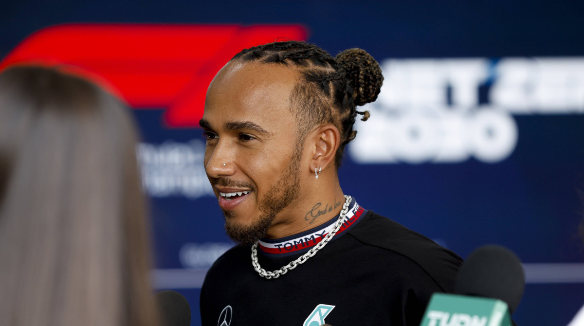 Mercedes Boss Compares Hamilton to Brady With Possible F1 Career Move