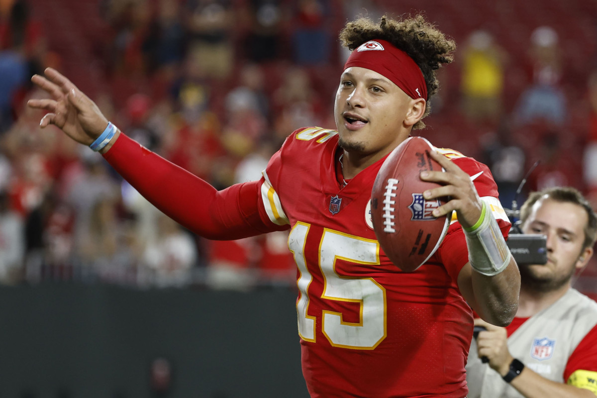 MNF: Raiders and Chiefs Odds, Bets and Point Total Breakdown