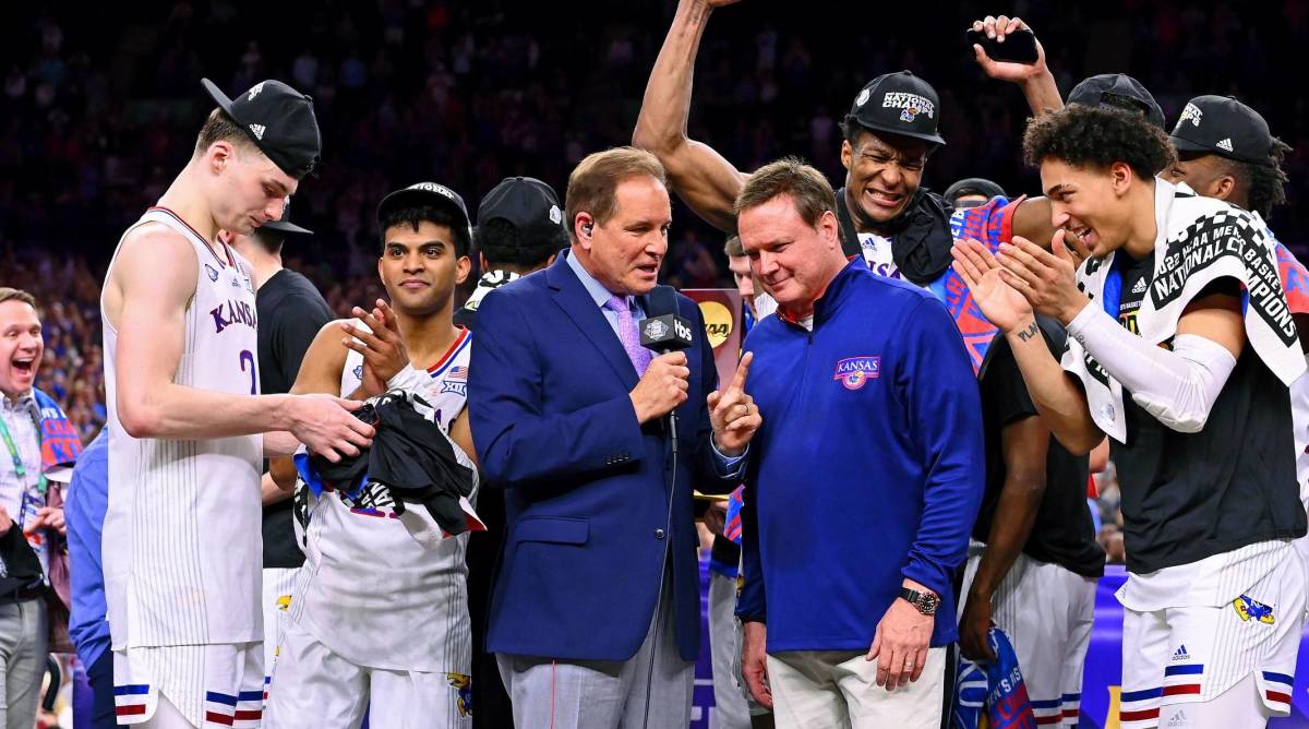 Report: Nantz to Call His Last March Madness Tournament In 2023