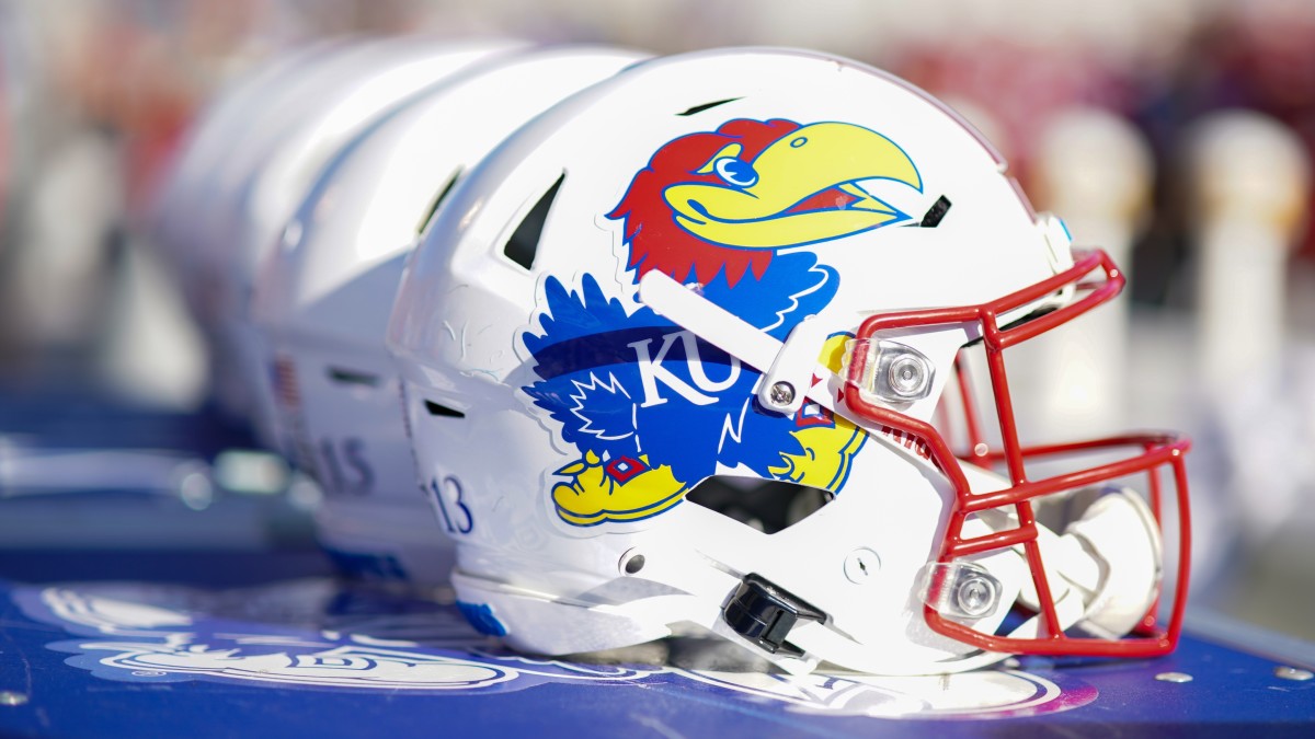 Reports: Kansas QB Jalon Daniels to Miss the Rest of 2022 Season