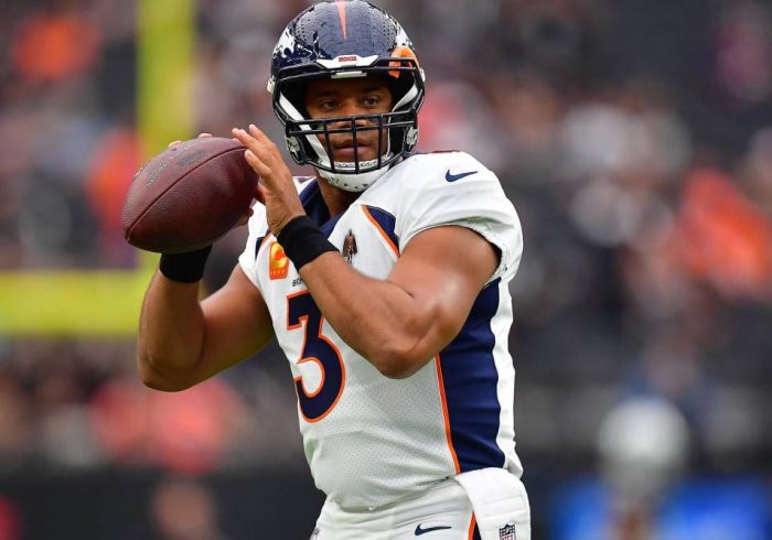 Russell Wilson to Start for Broncos on Sunday, Hackett Says
