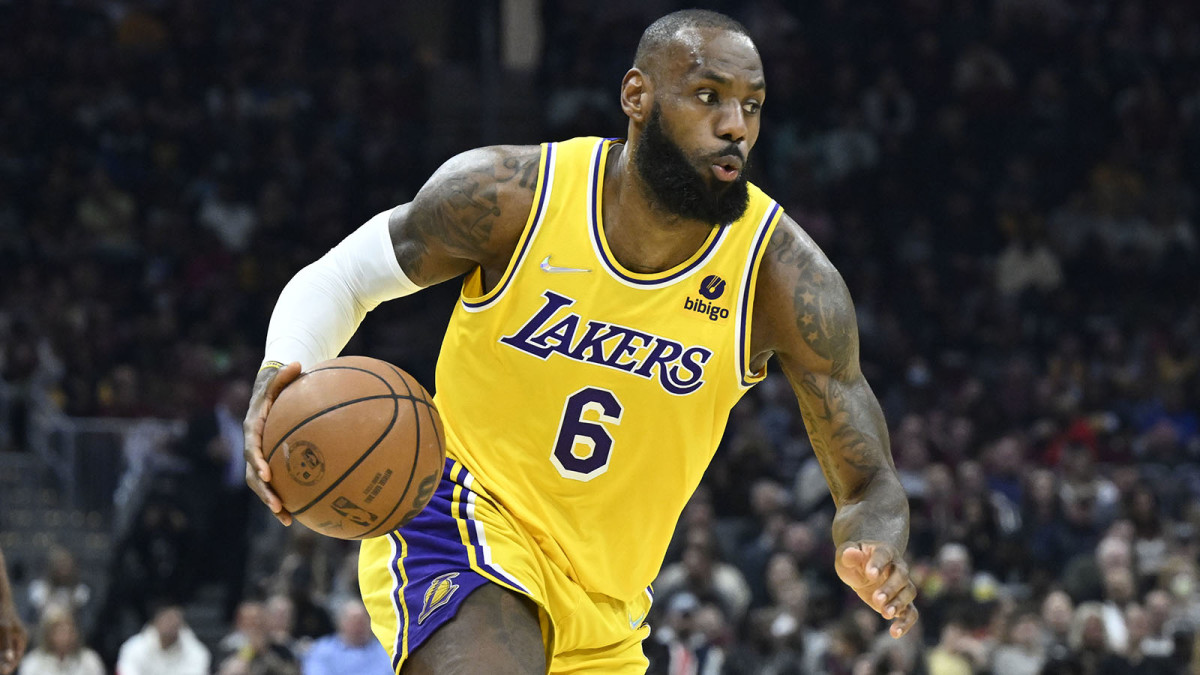 Three Big Questions for the Lakers This Season