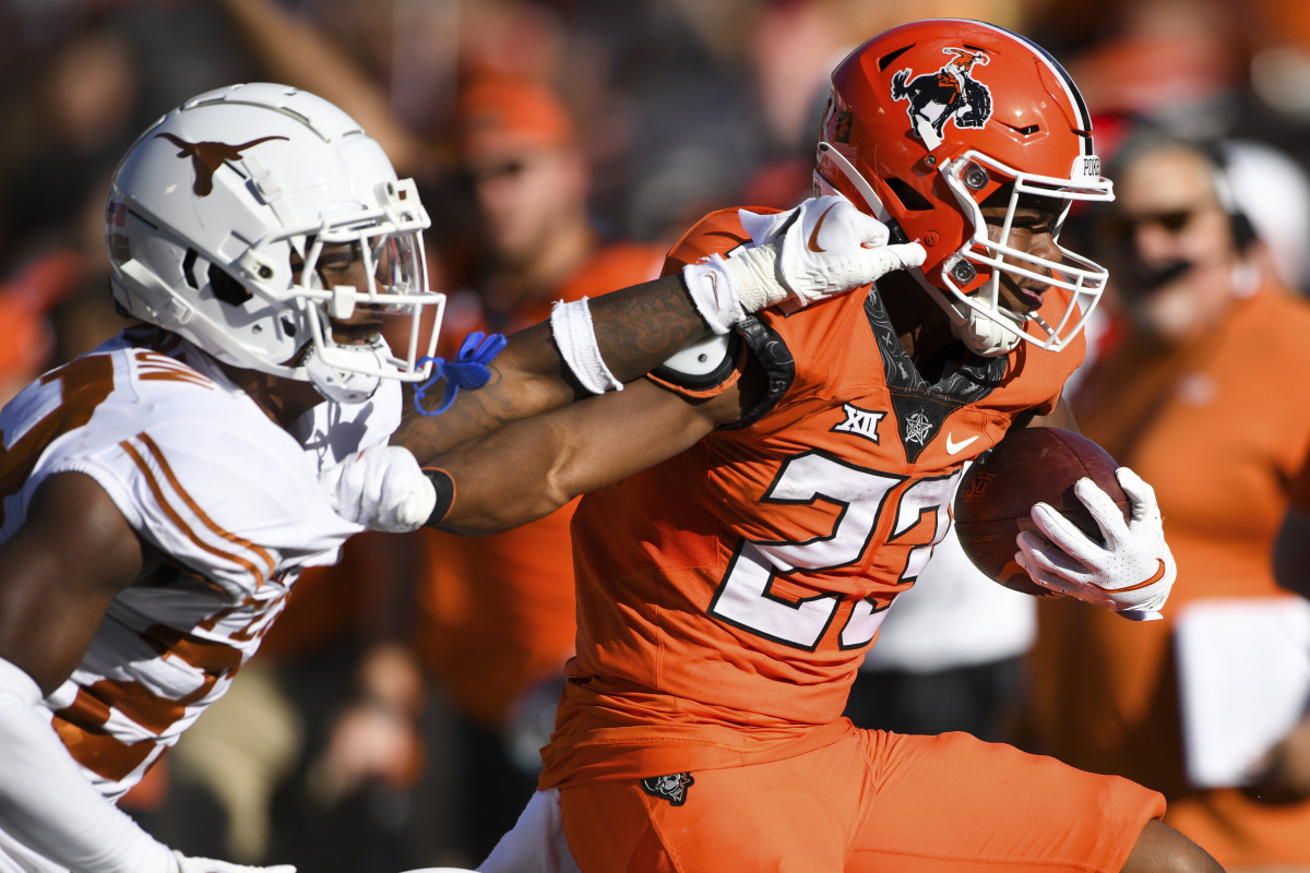 Top 10 Rankings : Oregon, Oklahoma State Trying to Keep CFP Hopes Alive