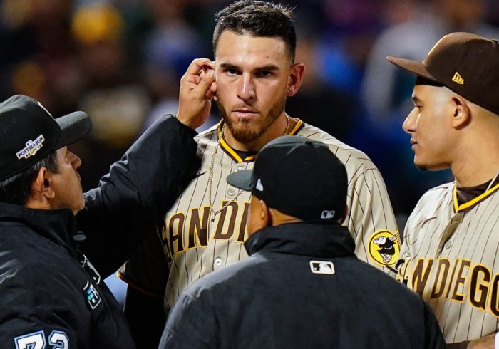 Umpire Conducts Bizarre Ear Check of Padres Pitcher During Game 3