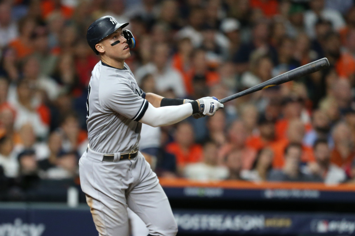 Yankees Slip Into a Power Struggle for the Ages in ALCS