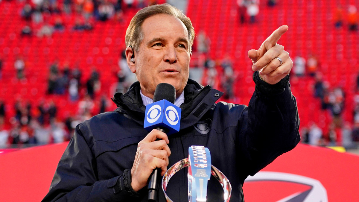 Jim Nantz Gives Up the NCAA Tournament, But He Says He’ll Call NFL for a ’Long, Long Time’