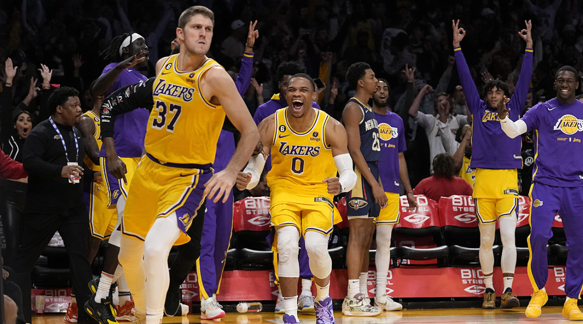 Lakers Reserve Says He Feels Like LeBron After Buzzer Beater