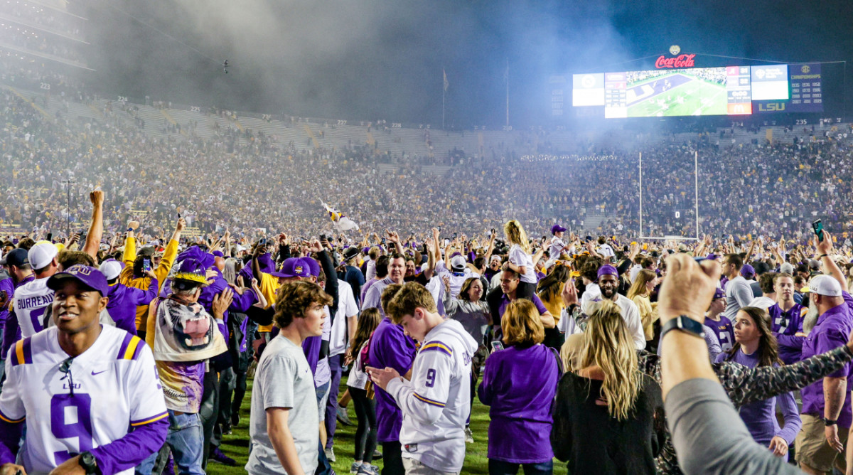 LSU Fined $250,000 by SEC After Fans Storm Field vs. Alabama