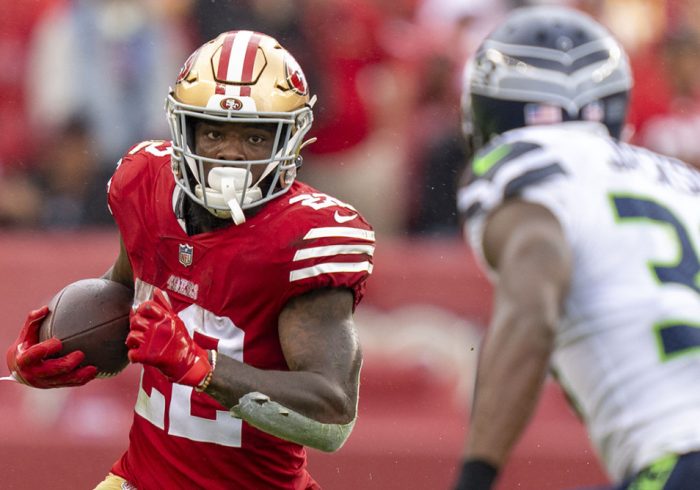 Report: Dolphins Trade for 49ers RB Jeff Wilson Jr.