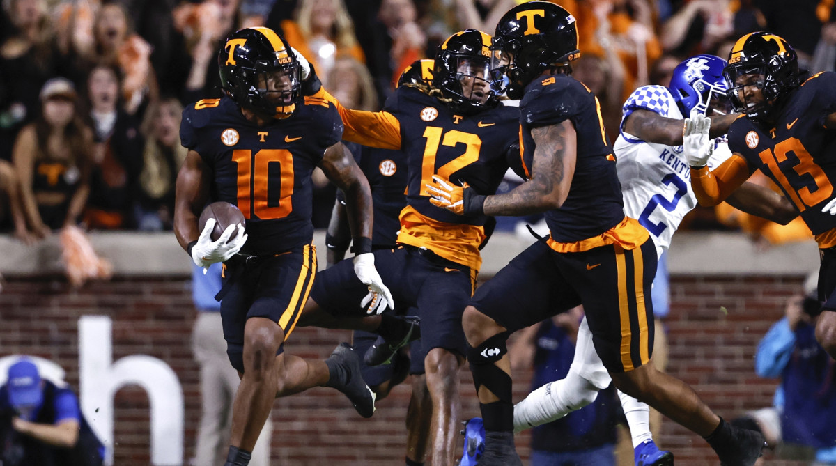 Tennessee Tops Season’s First College Football Playoff Rankings