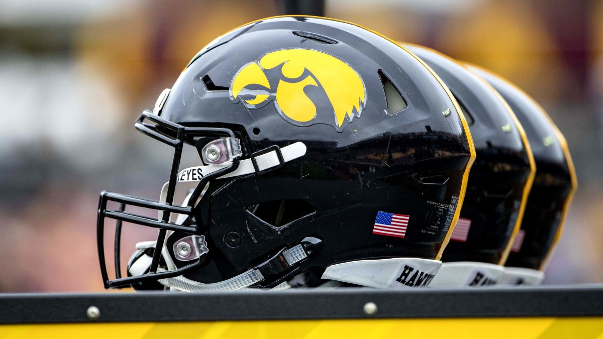 College Football Bowl Game Bets: Line Movement Flips Duke, Iowa From Underdogs to Favorites