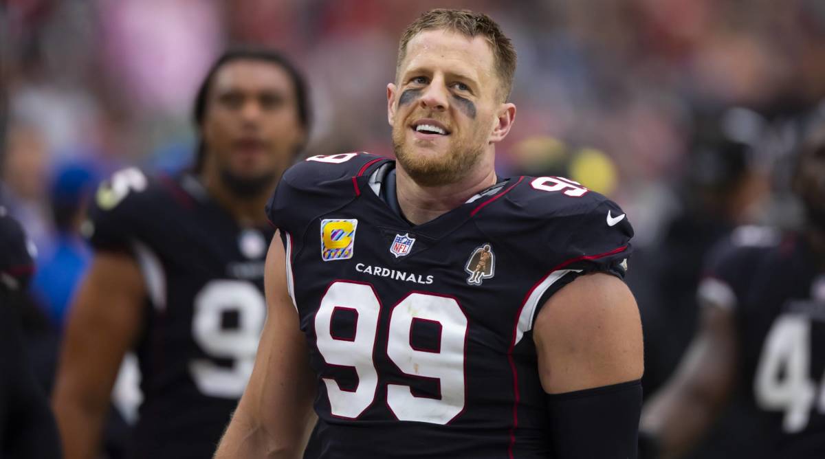 Watt Gave Cardinals’ Luketa Signed Jersey After Viral Message