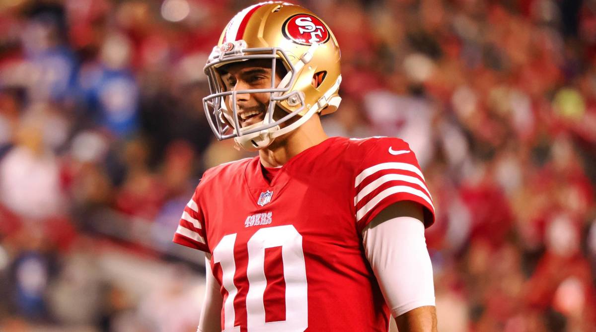 49ers’ Shanahan Says Garoppolo Has ‘Outside Chance’ to Return Next Week