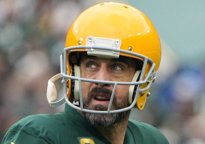 Aaron Rodgers Pointedly Addresses Packers Trade Rumors