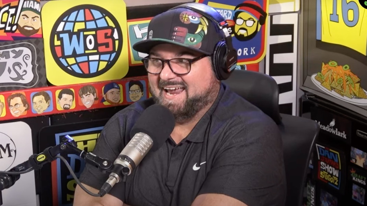 Awkward Radio Alert: Dan Le Batard’s Interview With Vince Wilfork Gets Off to a Surreal Start