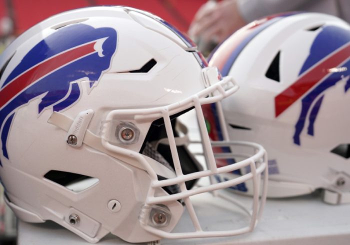 Bills Gift Super Bowl Tickets to Man Who Rescued People From Snowstom