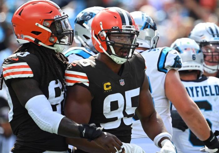 Browns’ Clowney Apologizes to Garrett After Year-End Comments