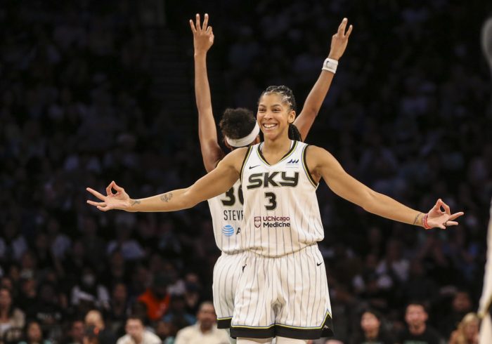 Candace Parker Announces She Will Sign With Aces