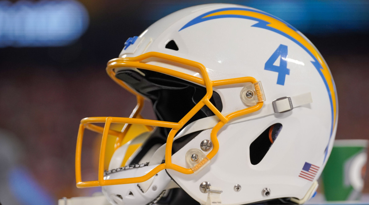 Chargers Fire OC Joe Lombardi, QB Coach Shane Day